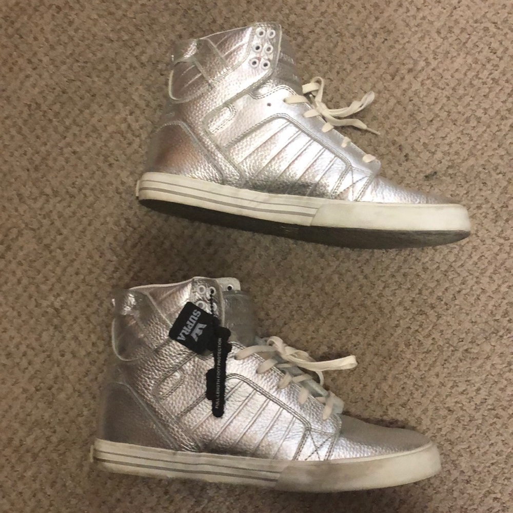 Supra Skytop